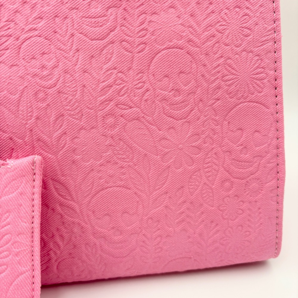 Betsey Johnson Pink Embossed Skull Tote Bag with Detachable Pouch New - Picture 2 of 14